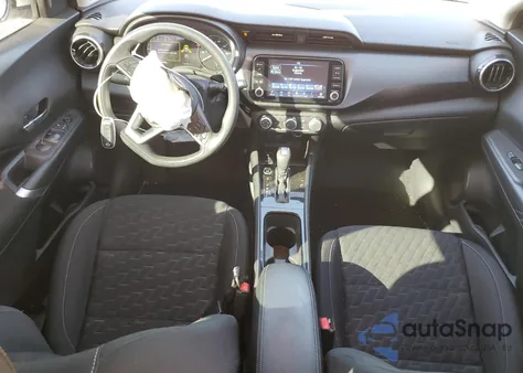 2023 Nissan Kicks Sv z USA, uszkodzony, nr VIN 3N1CP5CV2PL559644